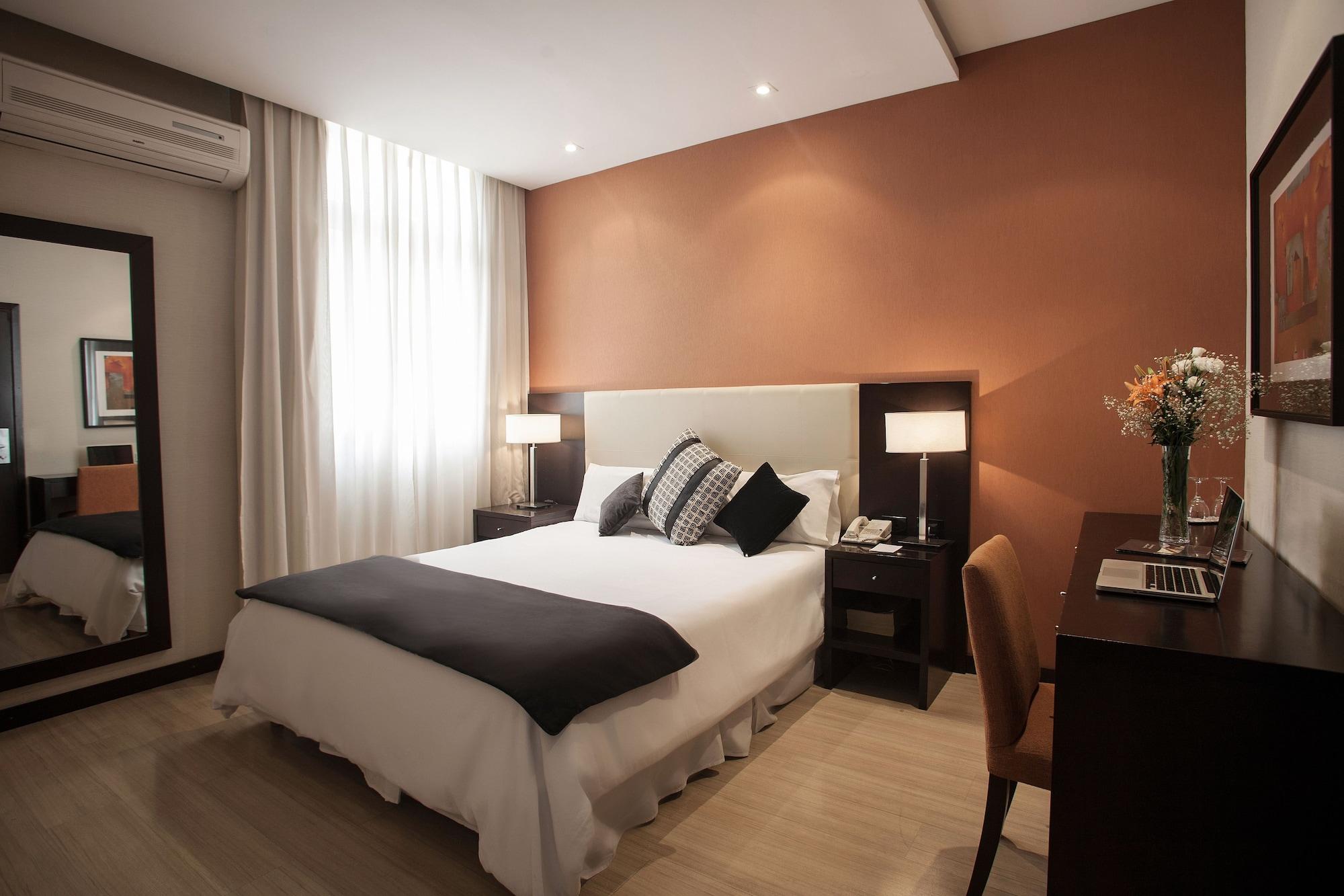 Hr Luxor Hotel Buenos Aires Exterior photo