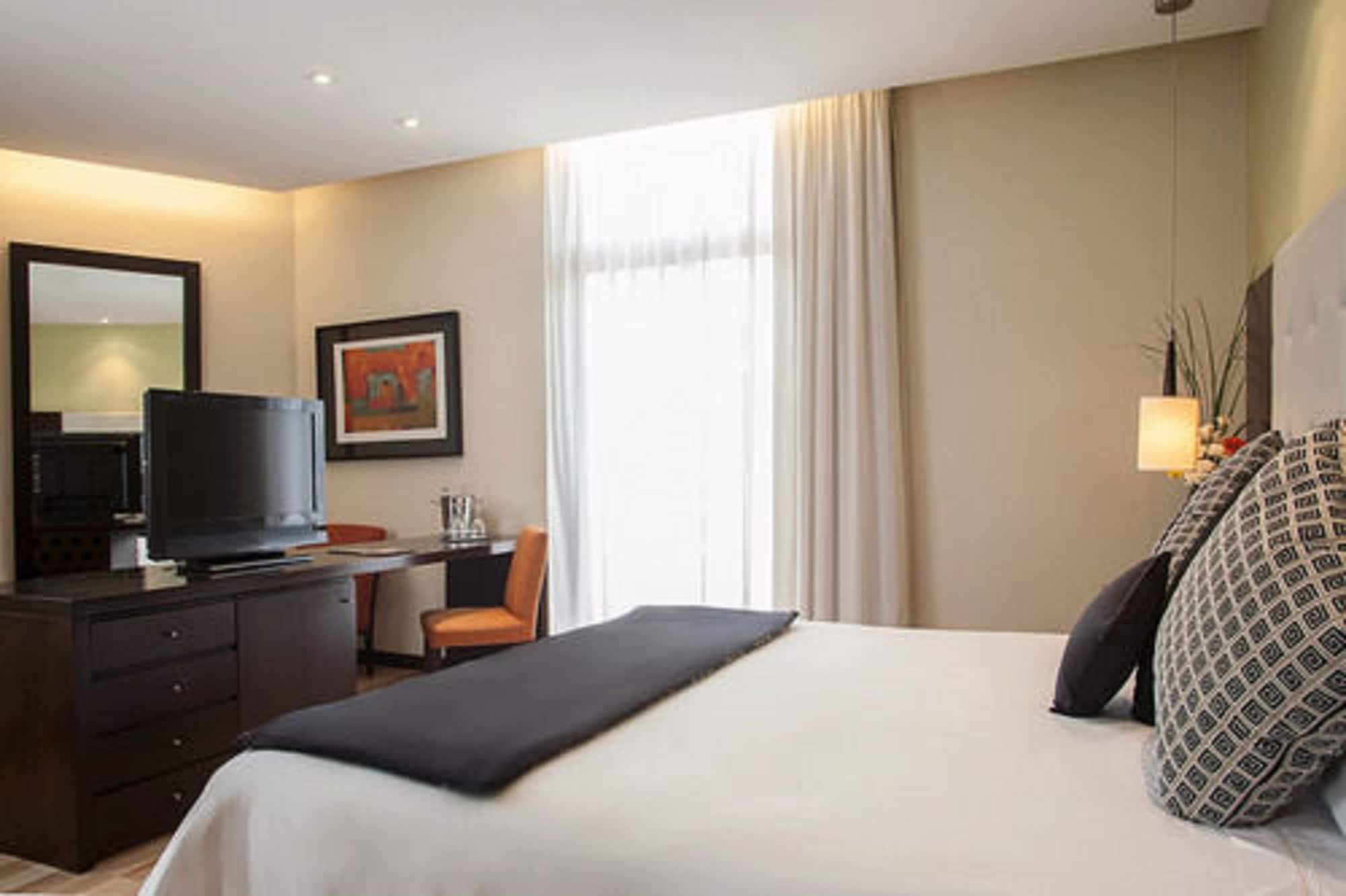 Hr Luxor Hotel Buenos Aires Exterior photo