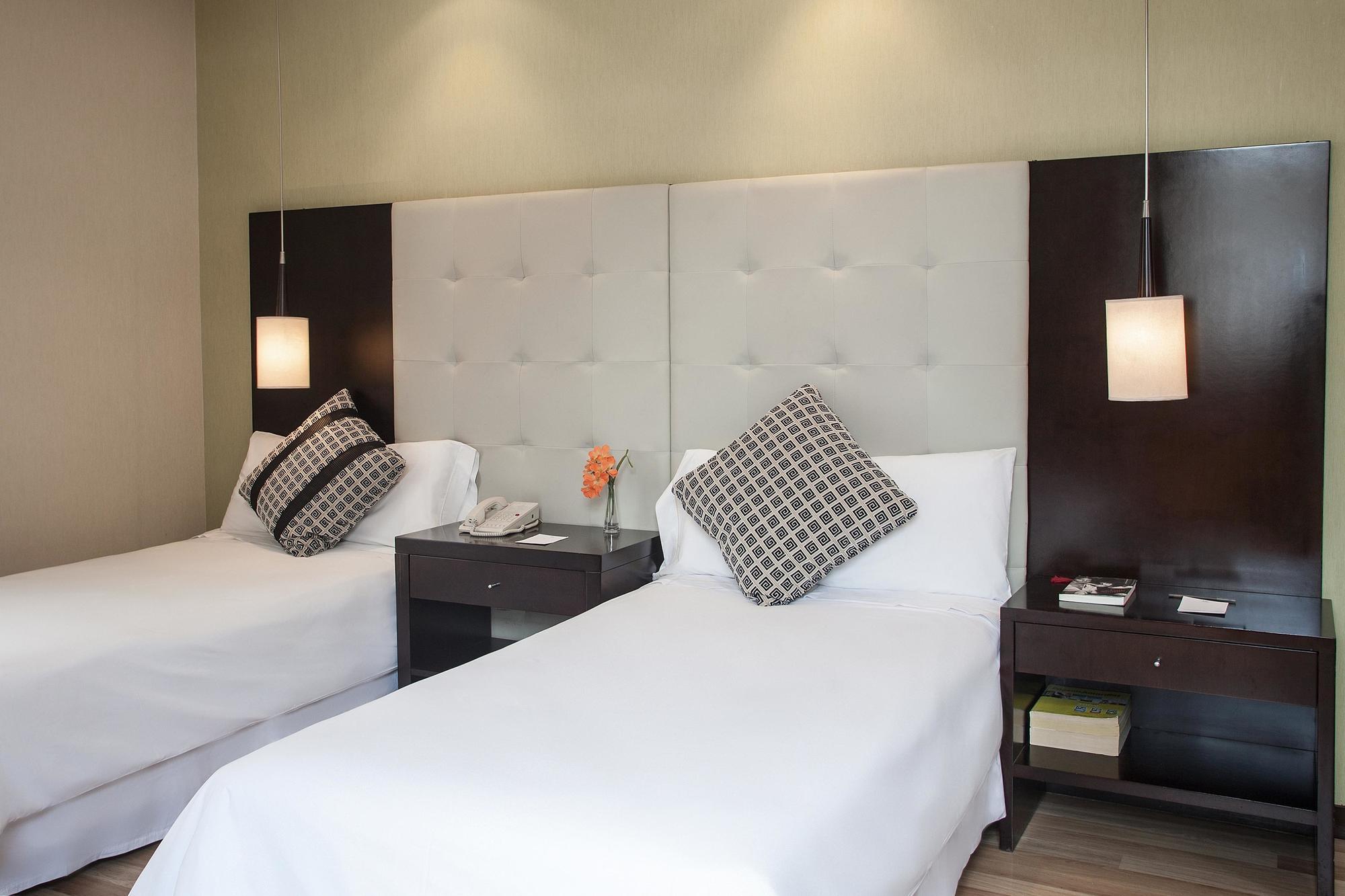 Hr Luxor Hotel Buenos Aires Exterior photo